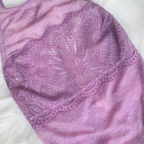 VICTORIA’S SECRET Lavender Lace Thong Bodysuit - Picture 4 of 5
